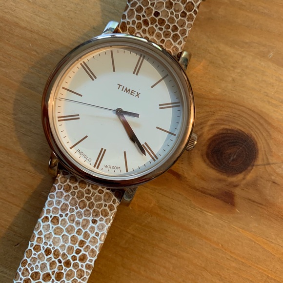 watch - Picture 9 of 10